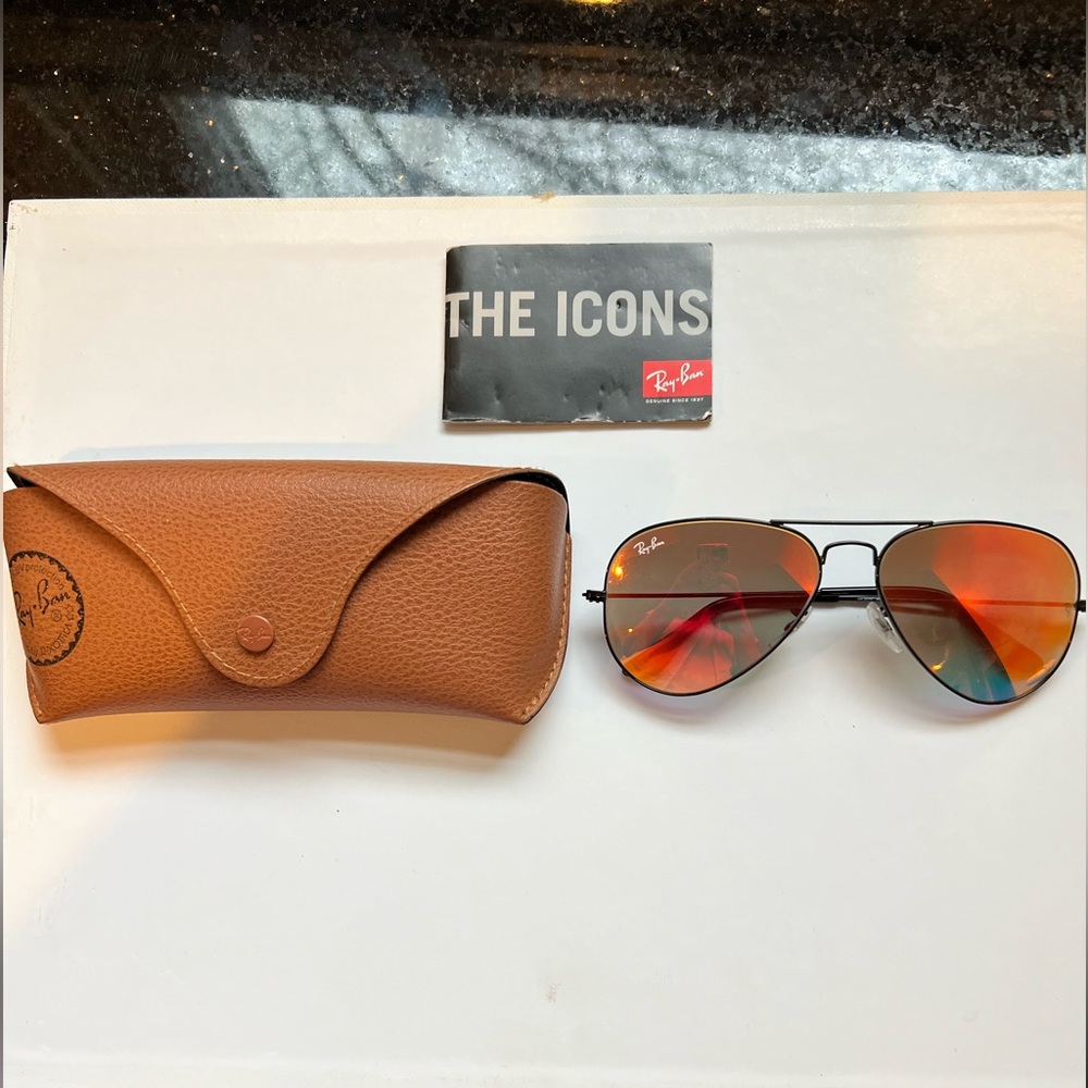 Ray-Ban Aviator Sunglasses Black Frame & Orange Gradient Flash